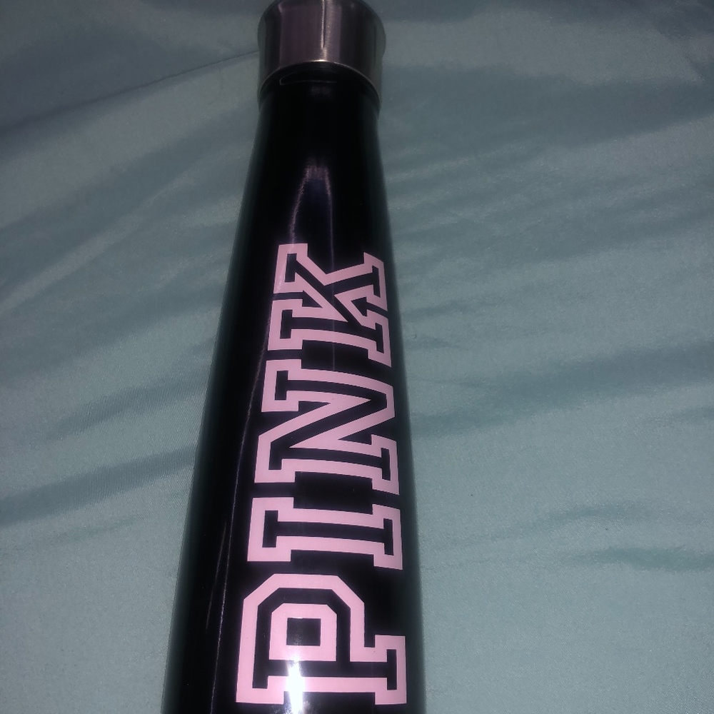 VS Pink Swell Bottle